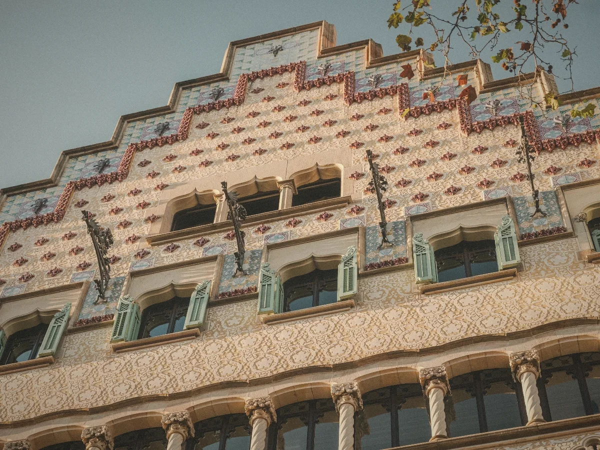 Fachada modernista de la Casa Amatller en el Passeig de Gràcia